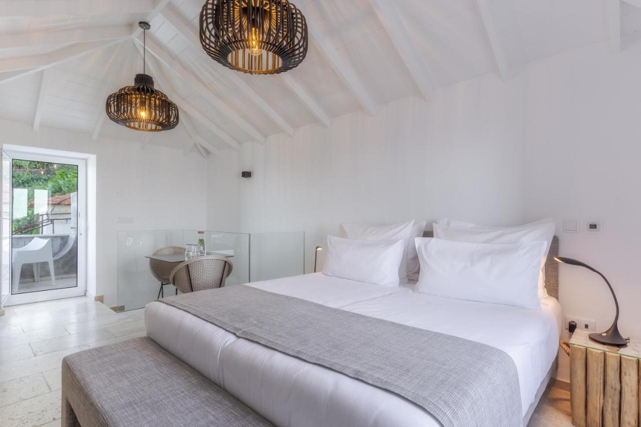 Escarpa - The Madeira Hideaway Hotel ปอนตา ดู โซล ภายนอก รูปภาพ